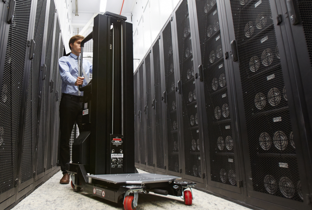 Pro Services_Change_header_V2