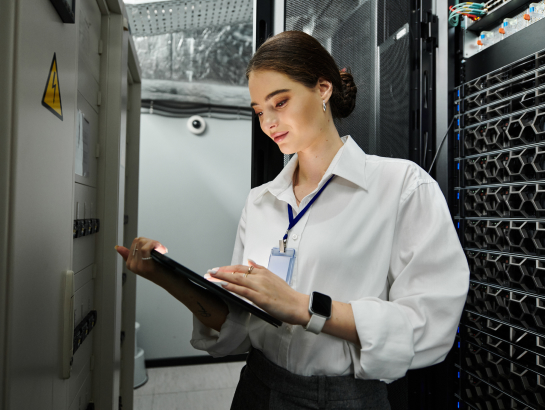 Physical IT Services side image 1