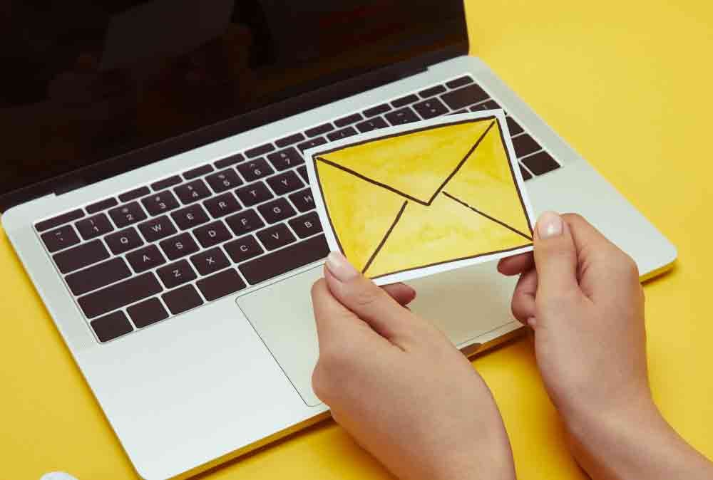 Shelterzoom-page-image-01